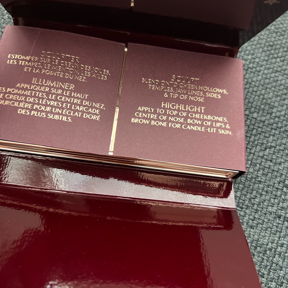 Charlotte Tilbury Filmstar Bronze & Glow - Picture 4 of 8